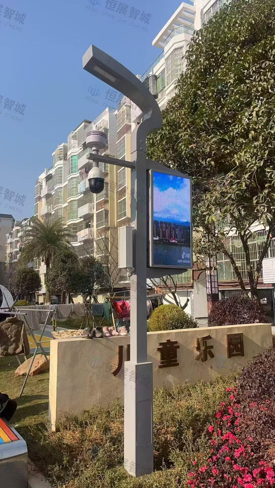 智慧照明路灯杆：城市公共照明的智能化升级解决方案